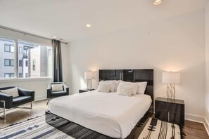 3 habitaciones, tabla de planchar con plancha y wifi gratis 