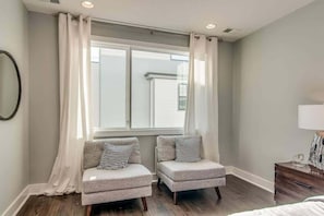 Interior - Luxury Gulch Condo - Walk to Broadway - Rooftop (Nashville)