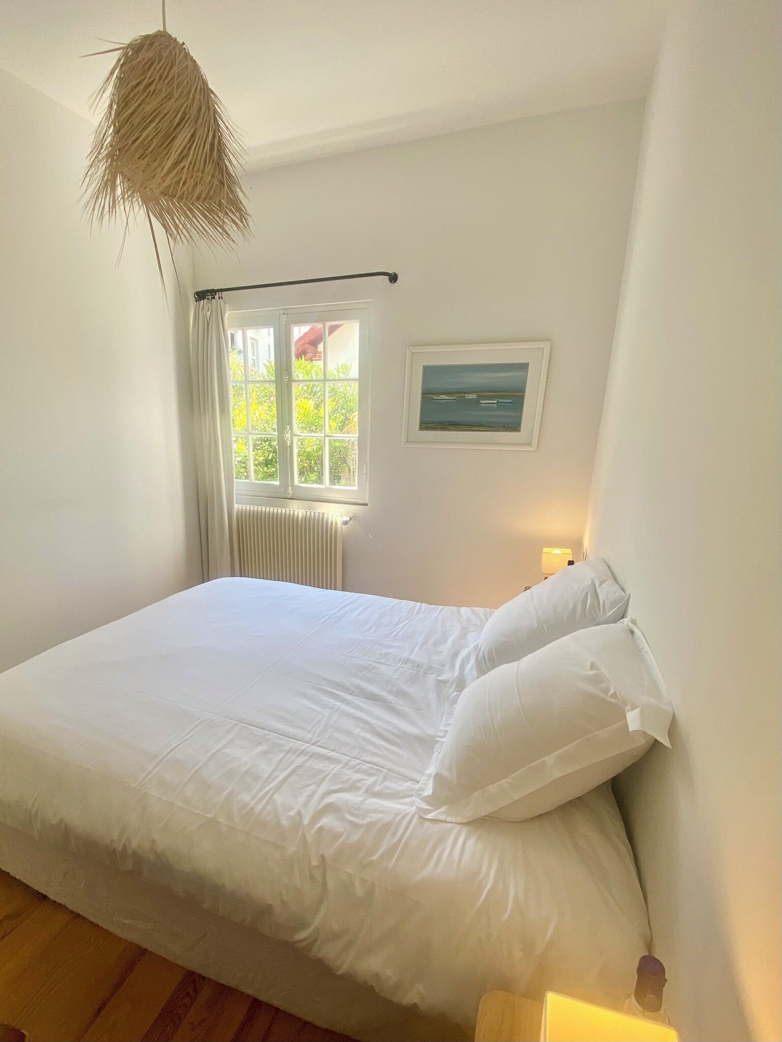 2 bedrooms, iron/ironing board, free WiFi