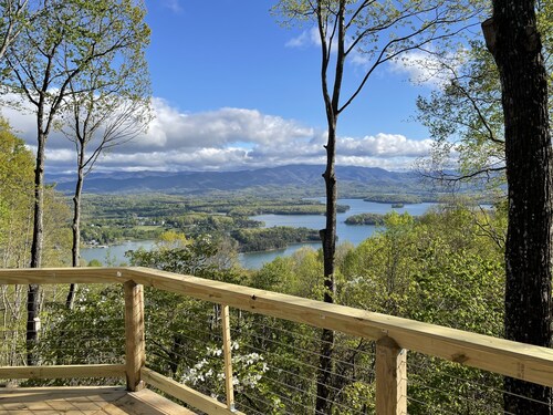 Epic Mountain Views/Spa with a view