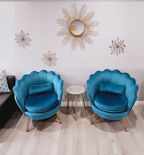 Interior - Sand Dollar Villa *Close to Beach, Bay & SeaWorld A/C *Parking Incl. (San Diego)