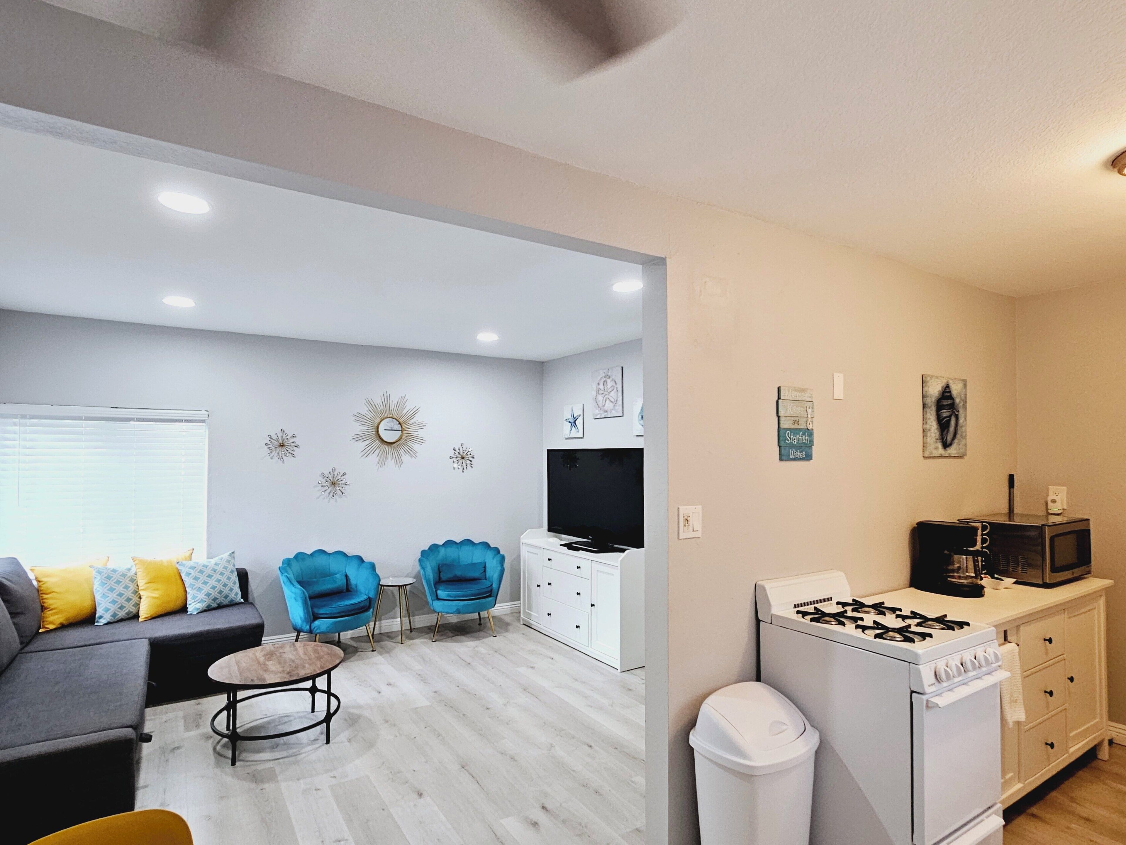 Sand Dollar Villa - Close to Beaches, Bay & SeaWorld, incl. Parking