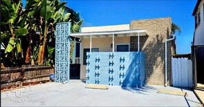 Property grounds - Sand Dollar Villa *Close to Beach, Bay & SeaWorld A/C *Parking Incl. (San Diego)