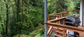 Entire 4-bedroom house, billiards and ping-pong, close to University of Oregon