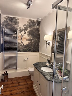 Hair dryer, towels, soap, shampoo - Large shipowner's house (Saint-Valery-sur-Somme)