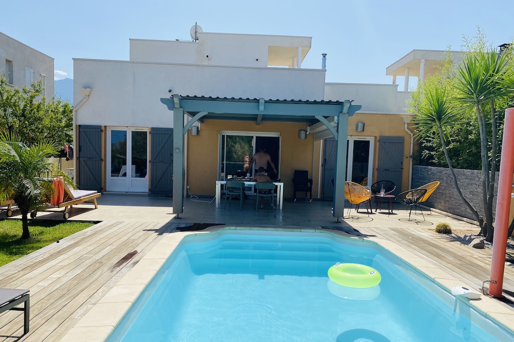 Villa Tout confort avec piscine