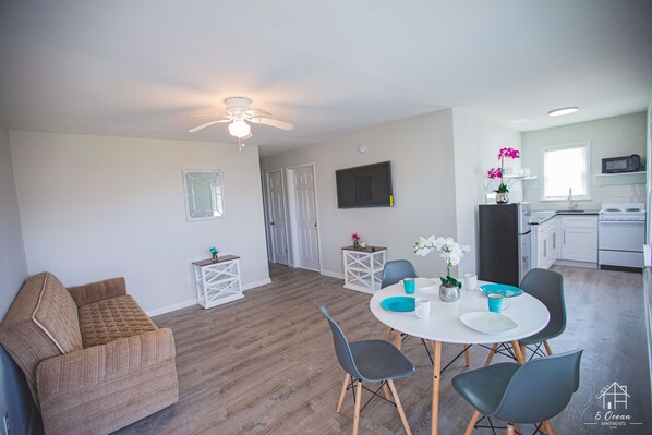 Interior - ⛱ 2-BR #6 on 10th St. & Phila Ave.-Block from Beach & Boardwalk (Ocean City)