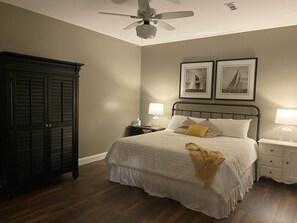 2 chambres, fer et planche à repasser, lit parapluie, Wi-Fi gratuit