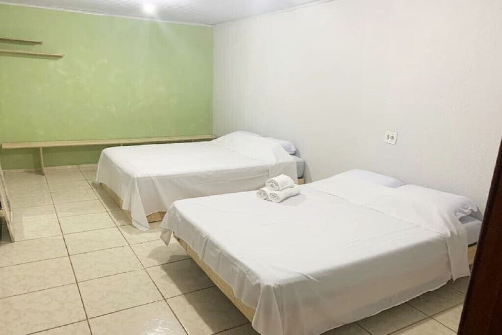 Casa de Férias Ar.cond+wifi+bbq Pertinho do Centro e Clubes