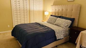 2 間睡房、書桌、可攜式嬰兒床、免費 Wi-Fi