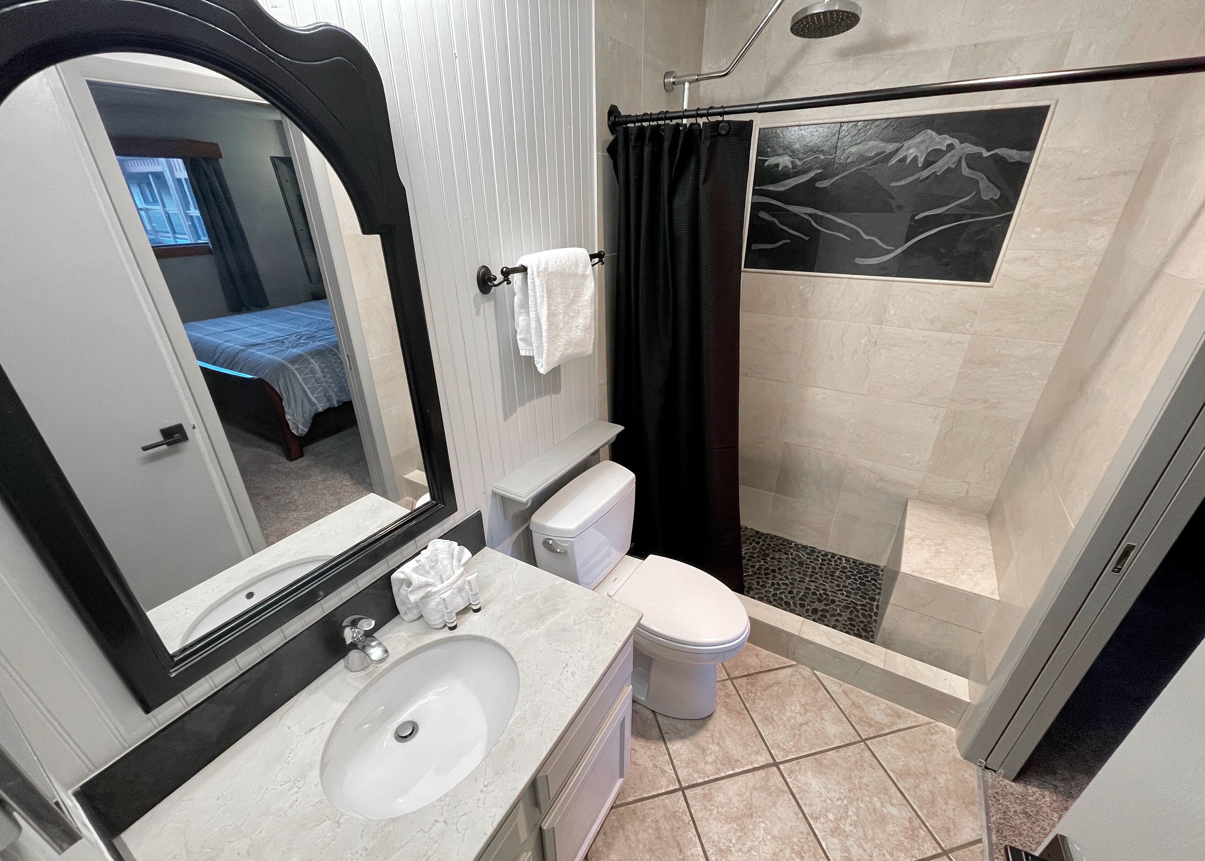 Downtown Mountain View Condo- 2 Blocks to Main St