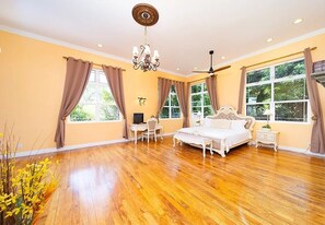 4 dormitoris, escriptori i wifi 