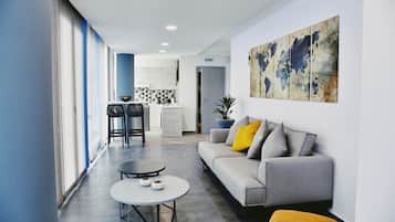 Departamento | Sala de estar | Televisión de 30 pulgadas con canales digitales