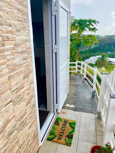 MAGNIFIQUE bas de villa , vue sur mer, à Trois-Rivieres 