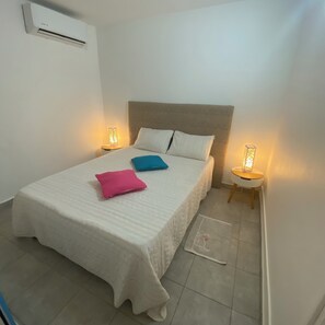 2 habitaciones, escritorio, tabla de planchar con plancha y wifi gratis