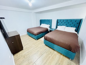 3 Schlafzimmer, Bügeleisen/Bügelbrett, kostenloses WLAN, Bettwäsche