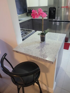 Private kitchen - Orange comfort (Lucea)