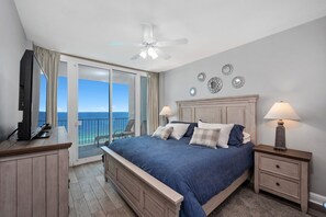 2 عدّة غرف نوم ومكواة/لوح كي وواي فاي مجانًا وملاءات أسرّة