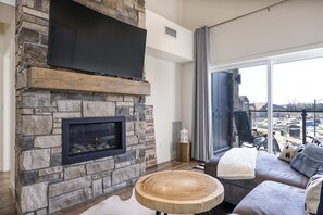 TV connectée, cheminée, Netflix, services de streaming