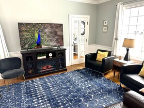 Smart TV, fireplace, offices, printers