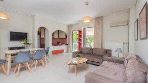 TV - Phoenix Apartments - Alpha1 (Zakinthos)