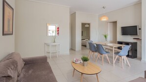 TV - Phoenix Apartments - Alpha1 (Zakinthos)