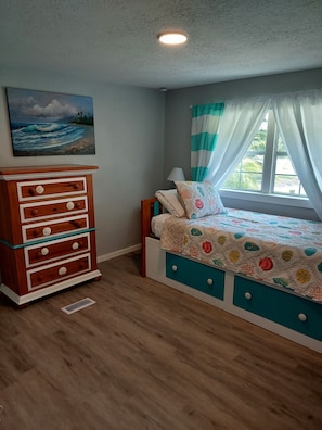 3 Schlafzimmer, Bügeleisen/Bügelbrett, kostenloses WLAN, Bettwäsche