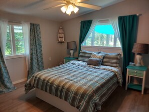 3 chambres, fer et planche à repasser, Wi-Fi gratuit, draps fournis