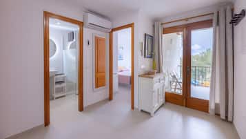 4 habitaciones, tabla de planchar con plancha y wifi gratis