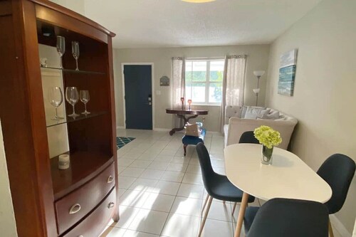 Beautiful Miami Villa near Hard Rock Stadium