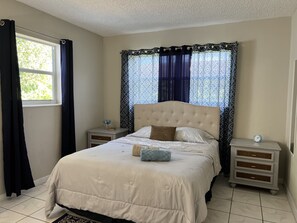 2 bedrooms, desk, iron/ironing board, free WiFi