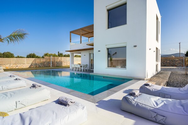 Outdoor pool, a heated pool - Sardines Luxury Villa 3 with Private poll , garden , parking and Gym (Heraklion)