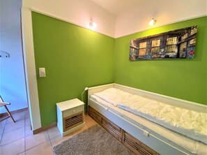2 Schlafzimmer, Reisekinderbett, WLAN