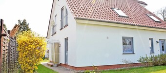 DEB 041 Ferienwohnung am Kurpark Altefähr