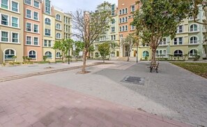 Exterior - Cozy Fully furnished 1 bed (Dubai)