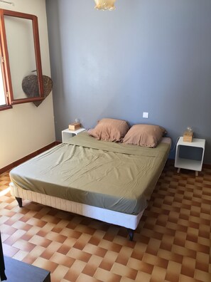 2 dormitorios y ropa de cama