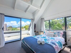 4 多间卧室、熨斗/熨衣板、旅行婴儿床、WiFi