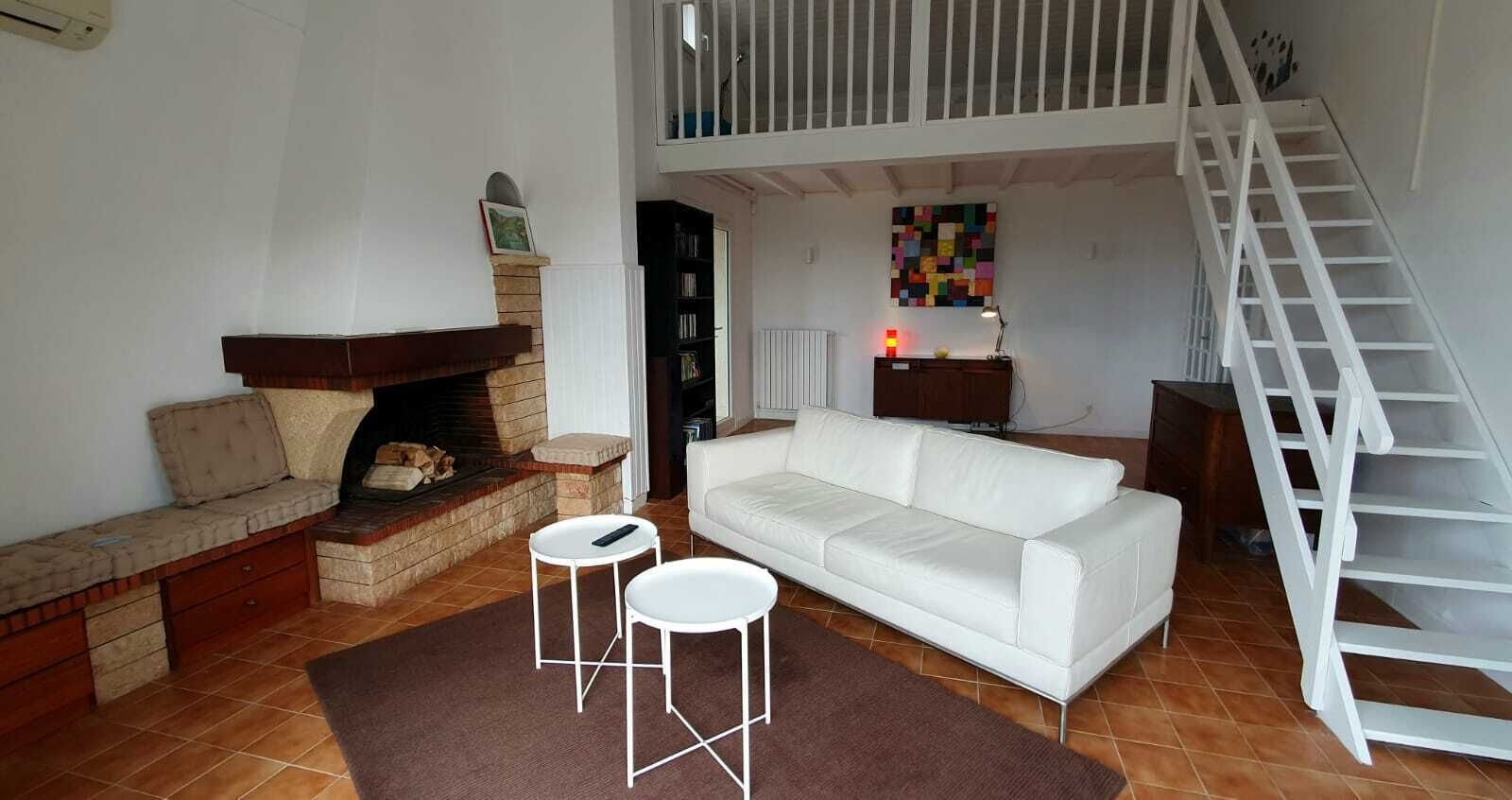 A 3 min de Porticcio, Maison de Vacances vue mer au Cœur du Maquis