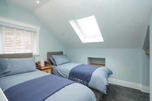 4 bedrooms, in-room safe, iron/ironing board, travel cot
