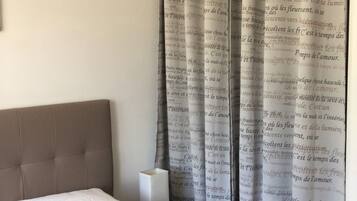 2 chambres, fer et planche Ă repasser, Wi-Fi gratuit, draps fournis