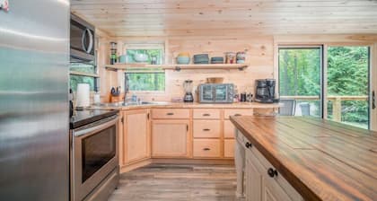 Sunset Lake Cabin in Ripley, NY