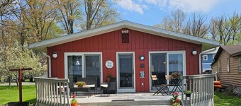 Bemus Point Lake Front Cottage with Dock