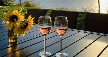 🌅Private Beach! Stunning Views! Firepit! Lake Michigan Paradise! ⛵️