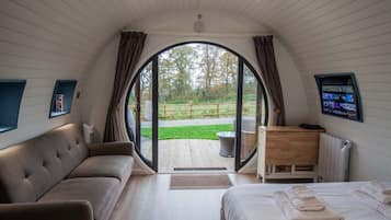 1 habitación, wifi y ropa de cama