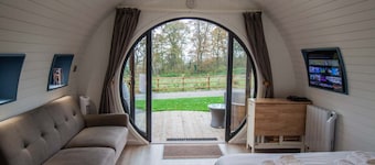 Snowdrop Family Glamping Pod | sleeps 4 - Gold Award winning
