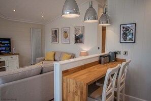 Interior - Rowan Lodge | sleeps 4 - Hot Tub, Dog Friendly - 5* Gold Award (Pickering)