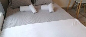 Jolie F2, 4 Personnes, à 25 min de Paris, 15 min D'orly