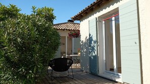 Terrace/patio - Lumineuse Maison T4 AIX EN Provence 10 min CV (Aix-en-Provence)