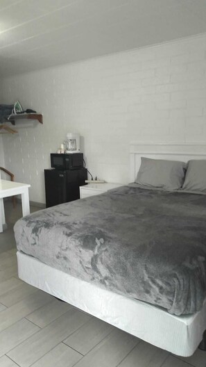 1 makuuhuone, työpöytä, silitysrauta/-lauta, ilmainen Wi-Fi