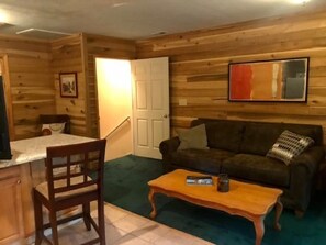 Téléviseur, lecteur de DVD, chaîne audio